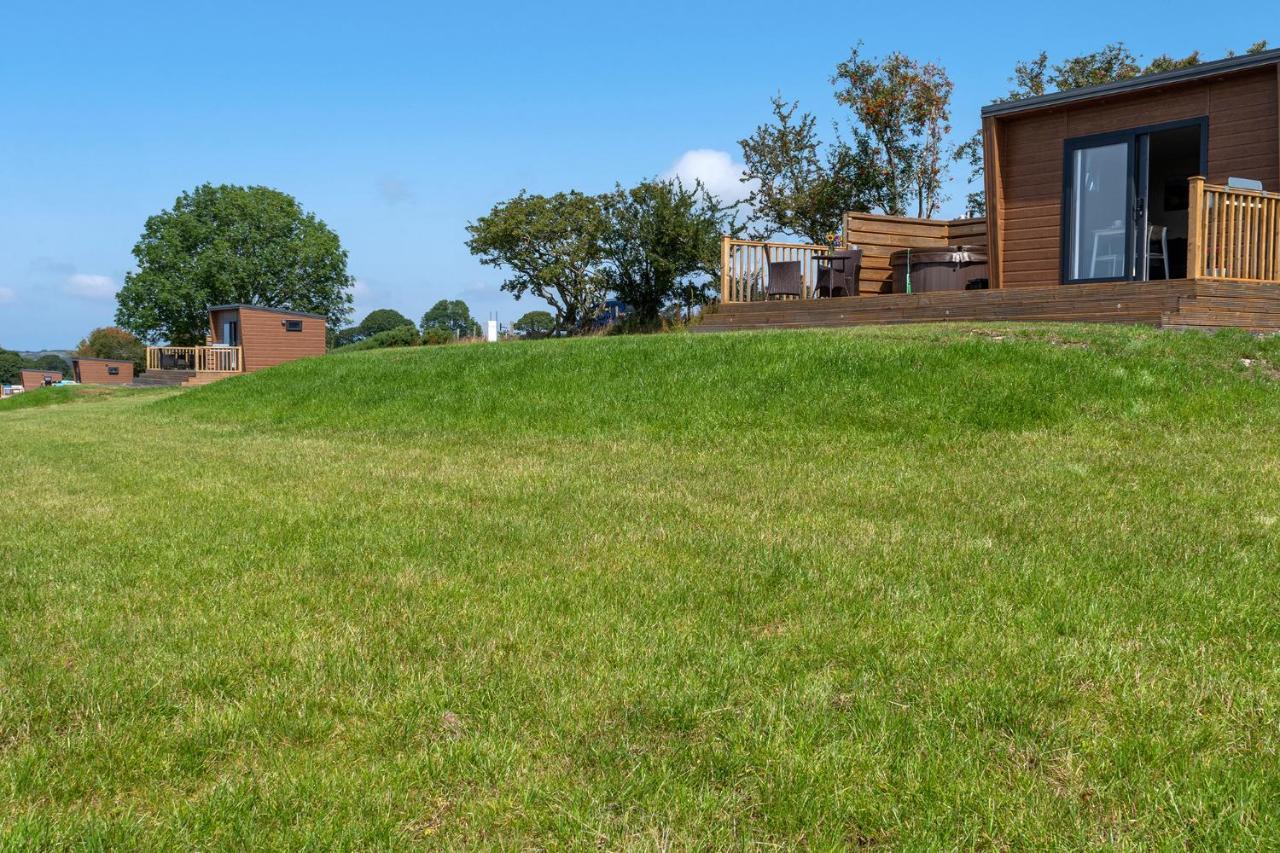 Waenfechan Glamping With Hot Tubs Colwyn Bay Esterno foto