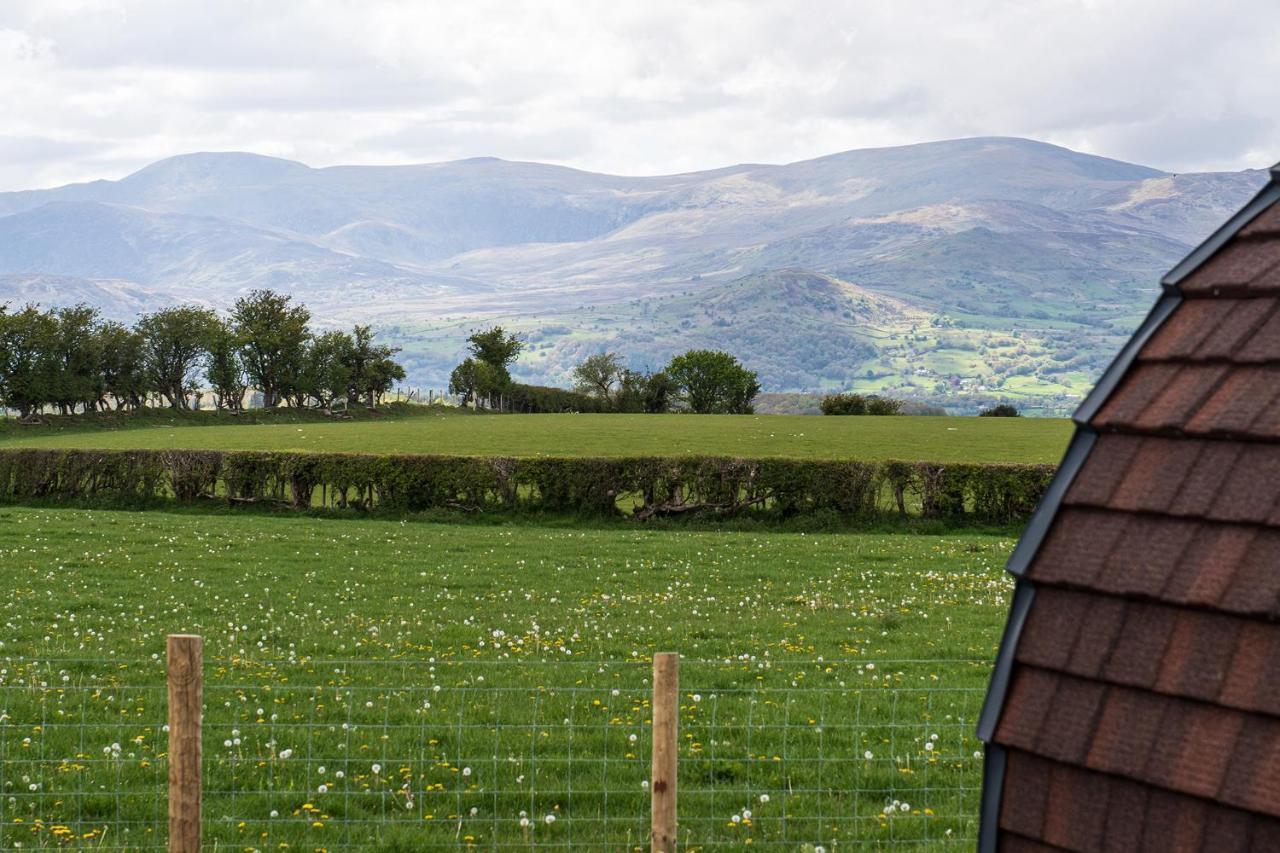 Waenfechan Glamping With Hot Tubs Colwyn Bay Esterno foto