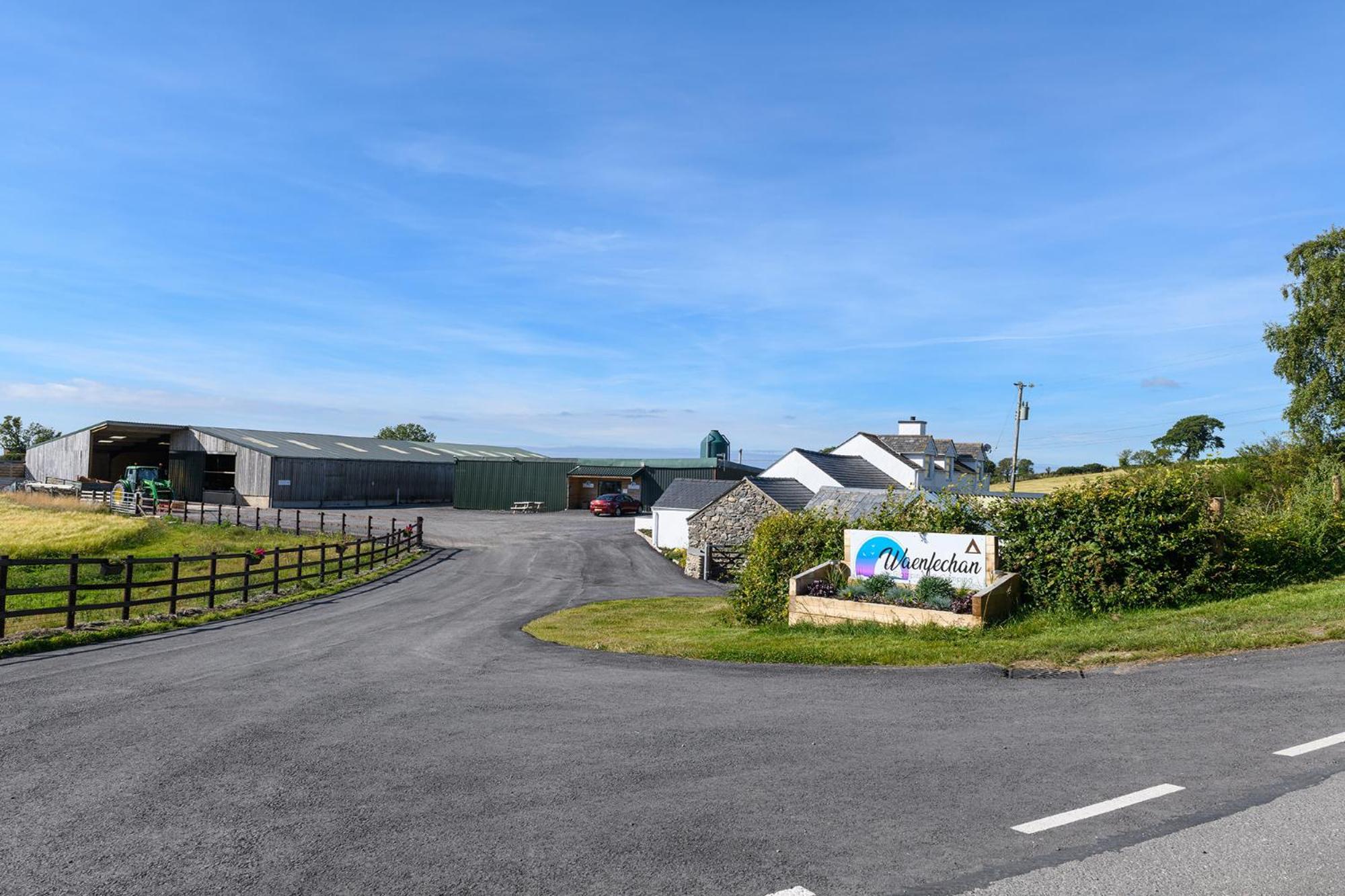 Waenfechan Glamping With Hot Tubs Colwyn Bay Esterno foto